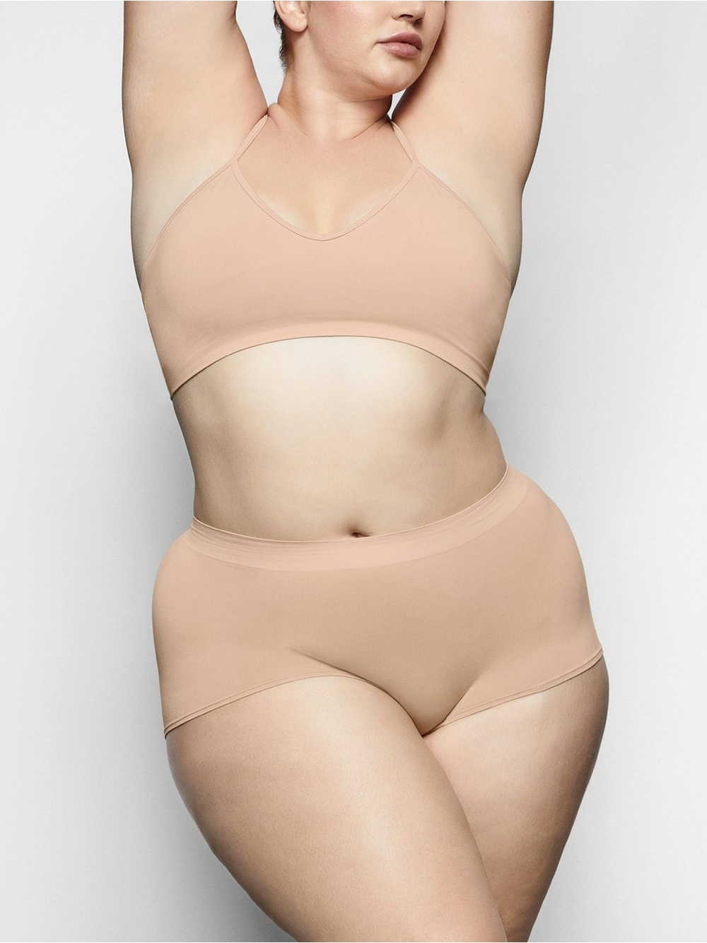 Soft smoothing seamless boyshort color clay